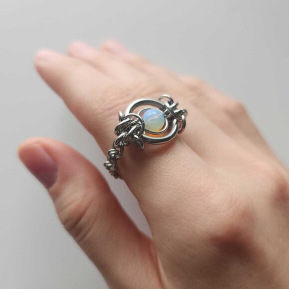 Opalite big silver medieval elf chainmail chain-link ring ✦ size 9 ✦ - Picture 3 of 9